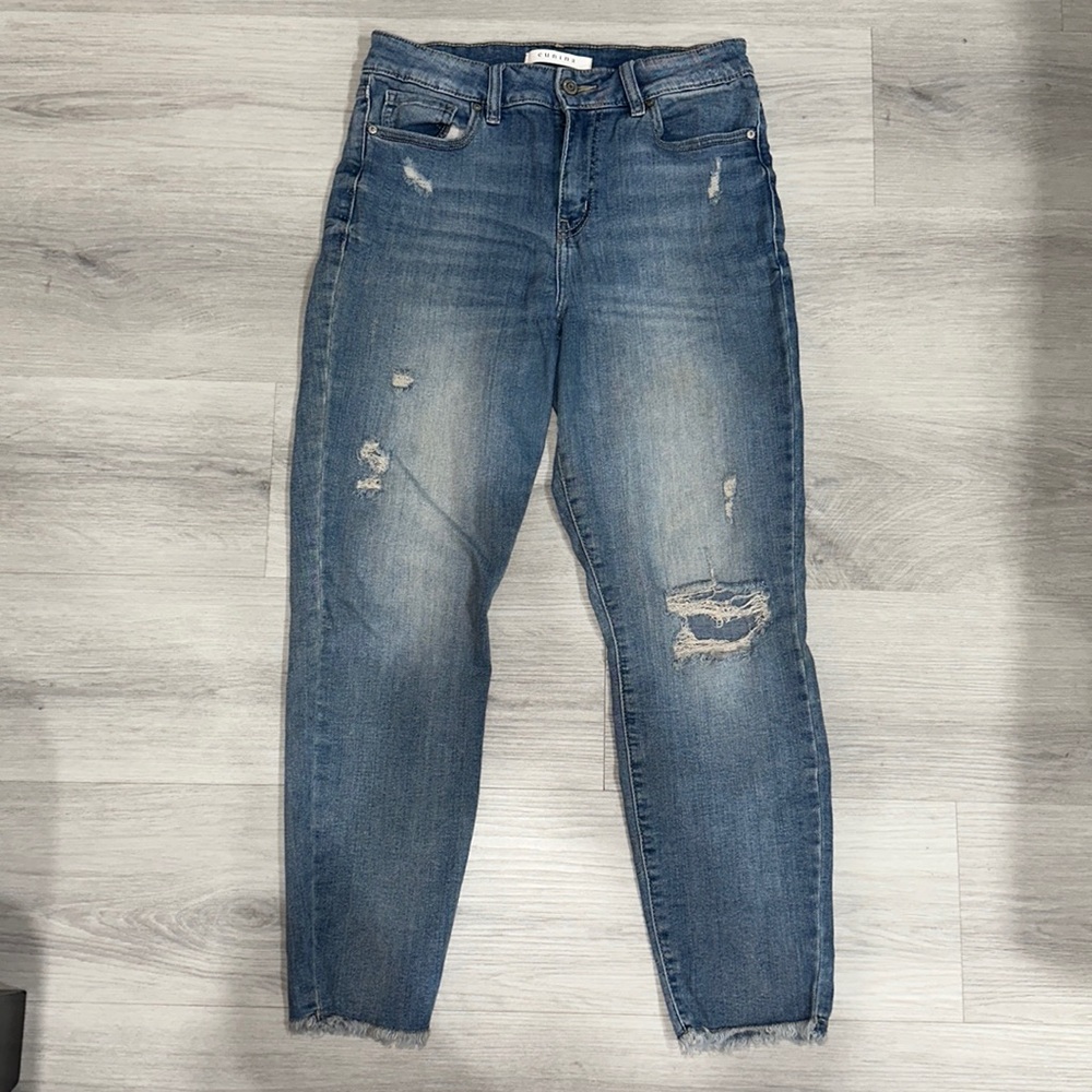 eunina stretchy blue distressed jeans sz 9